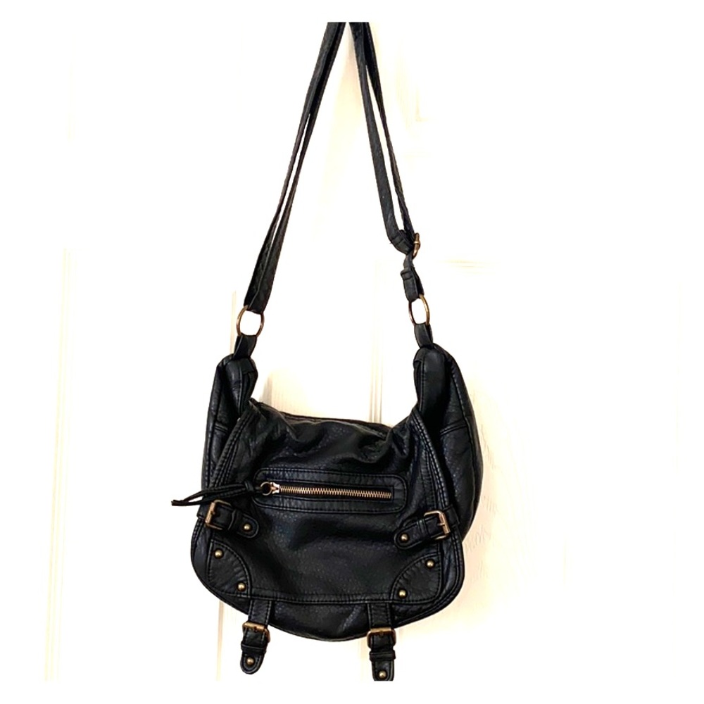 Selling cross body black purse